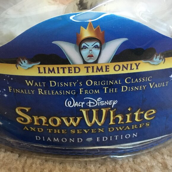 Disney Seven Dwarfs 7" Plush + 10" Dopey Plush in O Plastic Case Ltd Diamond Ed. - Picture 13 of 16